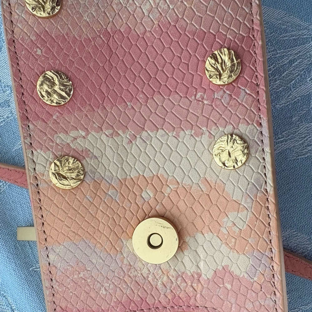 EUC Hammitt 310 Pink Himalayan Snake with brushed gold hardware - Picture 4 of 10
